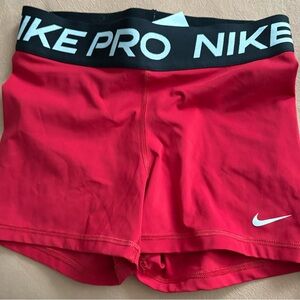 Women’s active wear